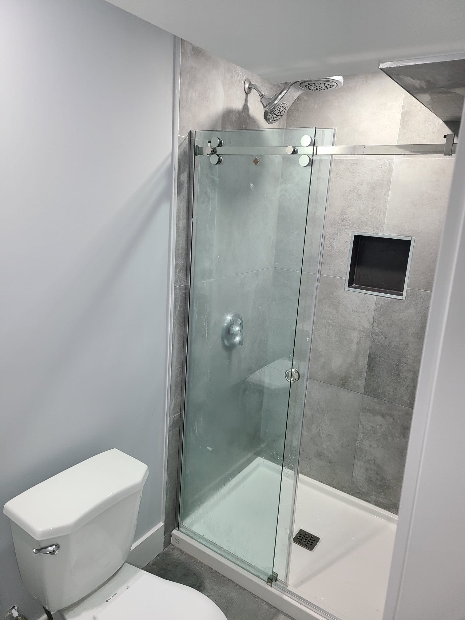 Decorative tile wall