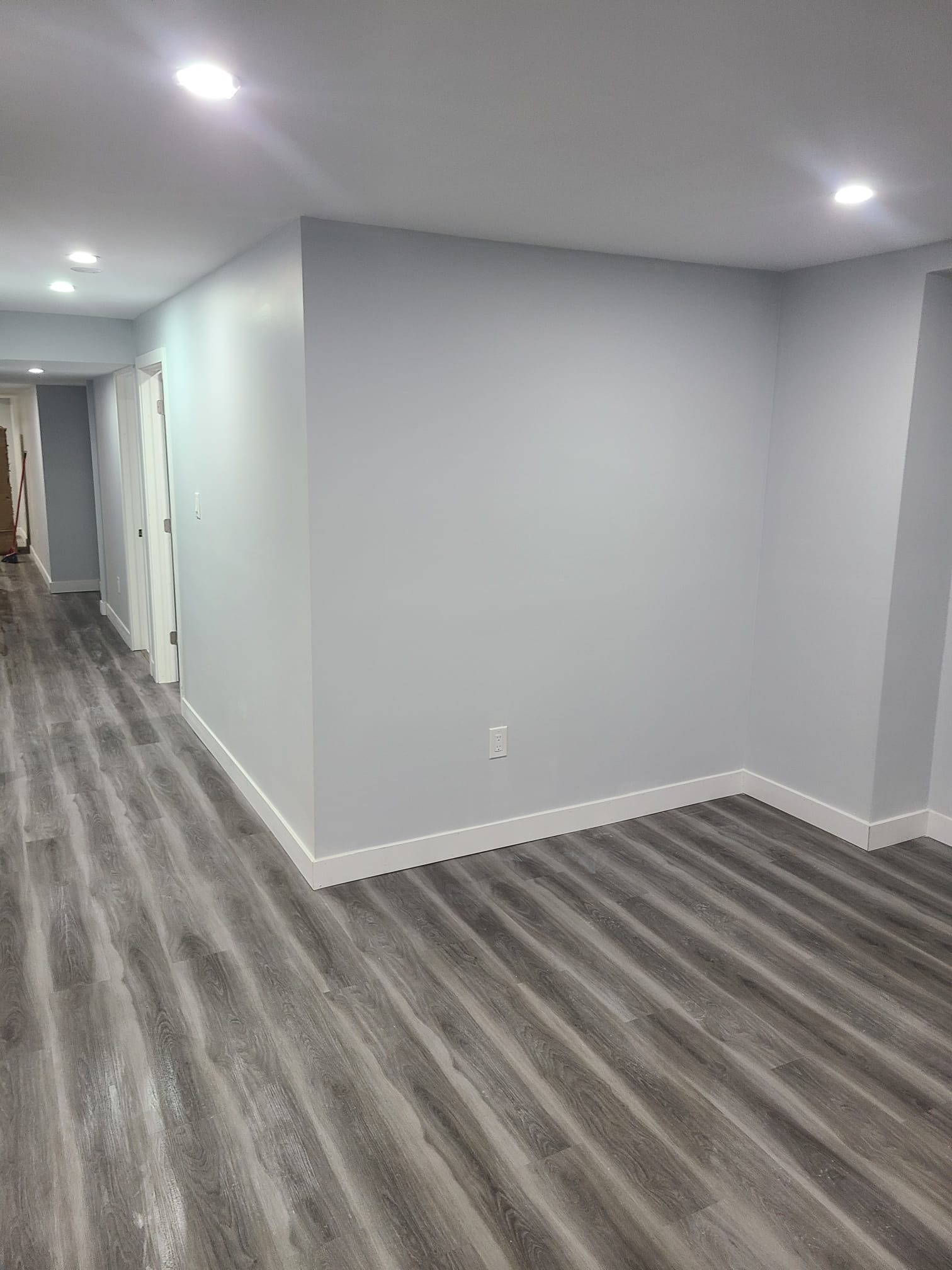 Bathroom vanity with mirror